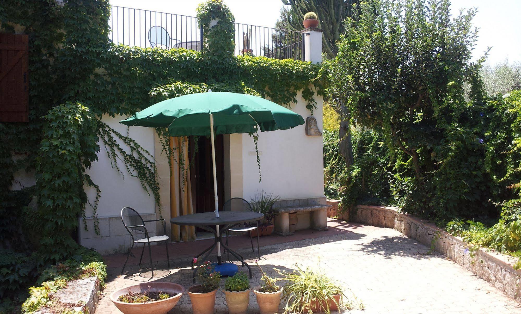 Eurialo Green Suites Belvedere  Kültér fotó